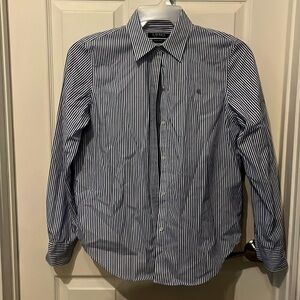 Excellent condition. The striped make it hard to picture.